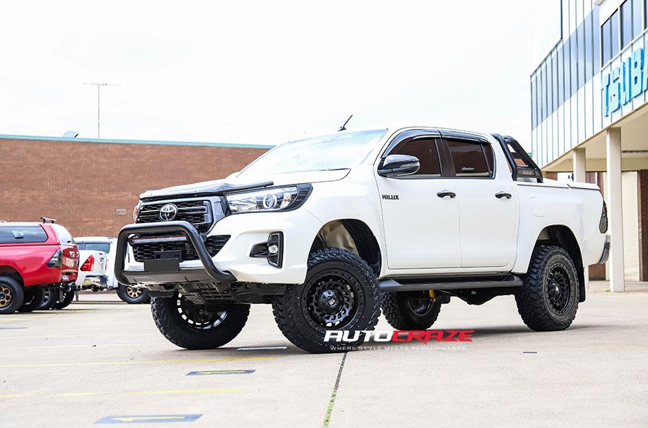 TOYOTA HILUX N80 4WD ZOMBIE SATIN BLACK